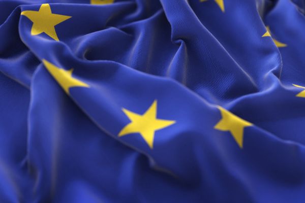 Η ΕΕ παραπέμπει την Ελλάδα  στο Δικαστήριο για μη συμμόρφωσης με τους ενωσιακούς κανόνες για την παροχή υπηρεσιών ζεύξης δεδομένων