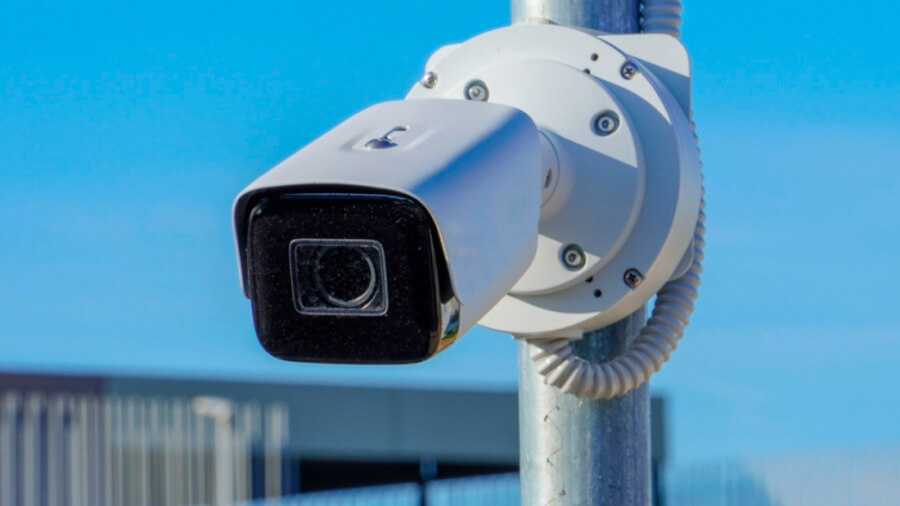 ΑΠΔΠΧ 38/2025: 10.000 ευρώ πρόστιμο σε Δήμο για κάμερες σε αμαξοστάσιο