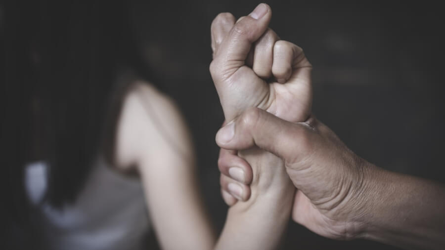 Εγκύκλιος ΕισΑΠ 3/2026: Οδηγίες για τη βία κατά των γυναικών και την ενδοοικογενειακή βία
